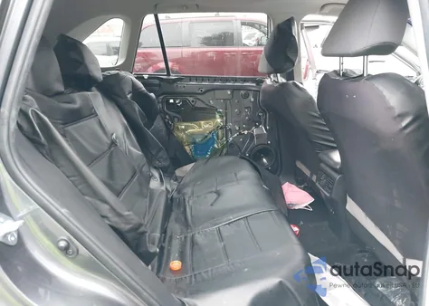 2019 Toyota Rav4 Xle from USA, damaged, VIN JTMW1RFV4KD015594